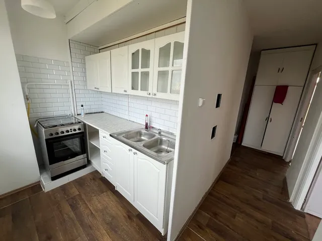 Kiadó lakás Dunaújváros, Béke városrész 52 nm