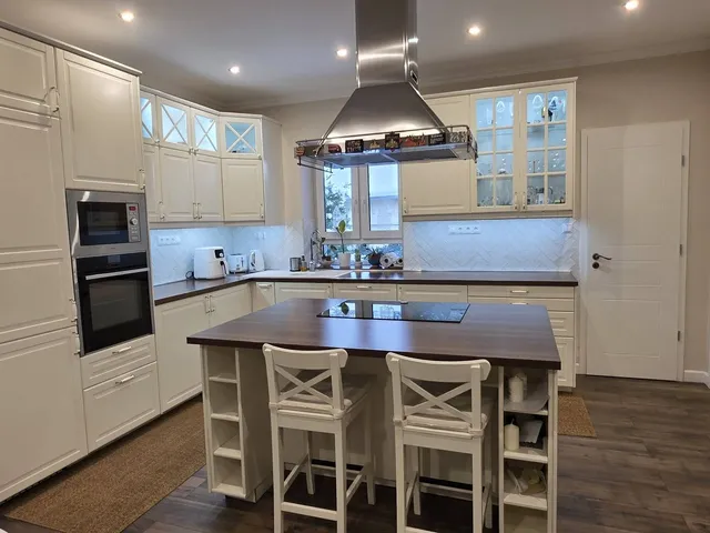 Eladó ház Dunaújváros, Újtelep 145 nm