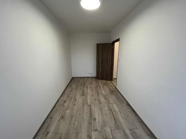 Kiadó lakás Dunaújváros, Római városrész 47 nm