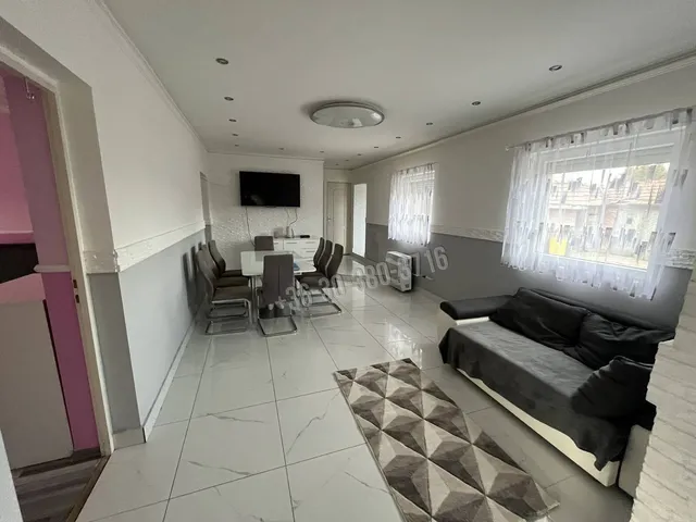 Eladó ház Ercsi, Savanyúrét 75 nm