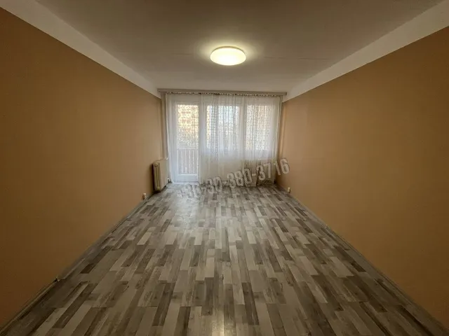 Eladó lakás Dunaújváros, Római városrész 53 nm