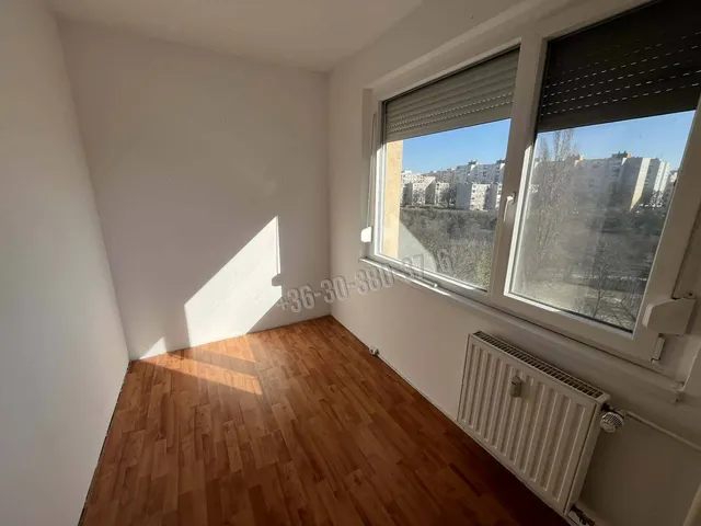 Eladó lakás Dunaújváros 35 nm