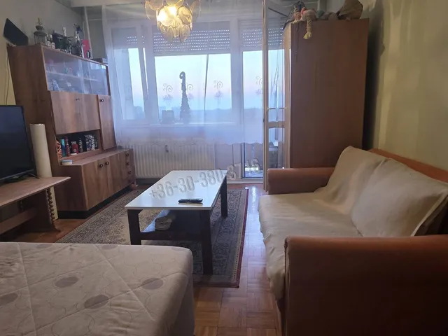 Eladó lakás Dunaújváros 50 nm