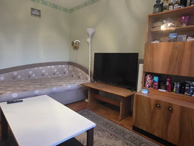 Eladó lakás Dunaújváros 50 nm