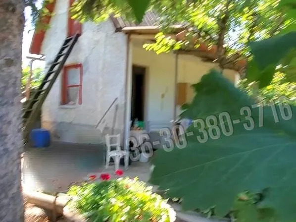 Eladó üdülő és hétvégi ház Dunaújváros, Újtelep 10 nm