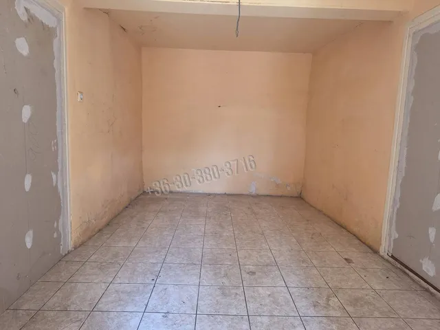 Eladó ház Nagyvenyim 80 nm