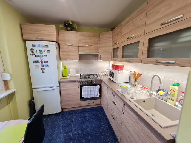 Eladó lakás Dunaújváros, Belváros 44 nm