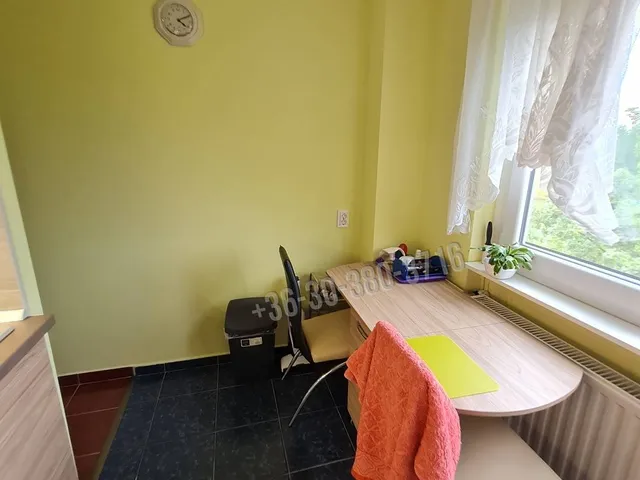 Eladó lakás Dunaújváros, Belváros 44 nm