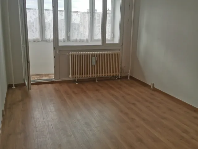 Eladó lakás Dunaújváros, Belváros 52 nm