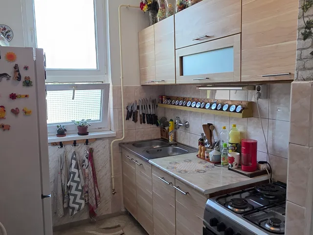 Eladó lakás Dunaújváros, Béke városrész 49 nm
