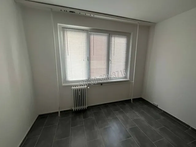 Eladó lakás Dunaújváros, Technikum városrész 34 nm
