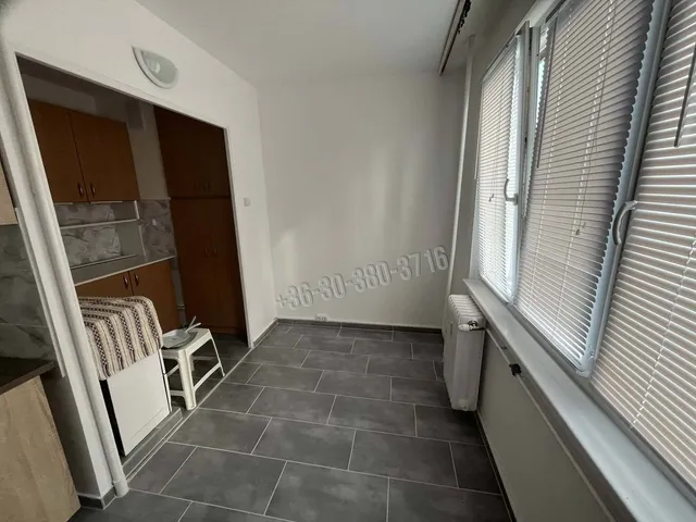 Eladó lakás Dunaújváros, Technikum városrész 34 nm