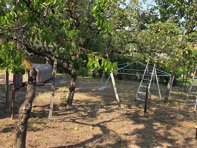 Eladó nyaraló Dunaújváros, Újtelep 18 nm