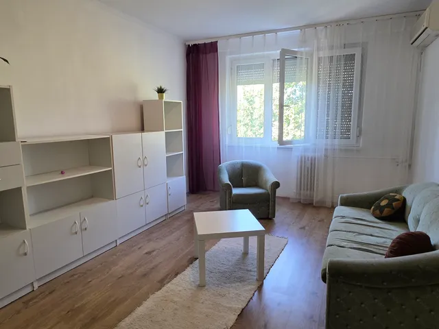 Kiadó lakás Dunaújváros, Béke városrész 46 nm