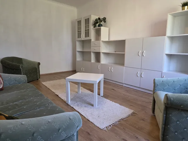 Kiadó lakás Dunaújváros, Béke városrész 46 nm
