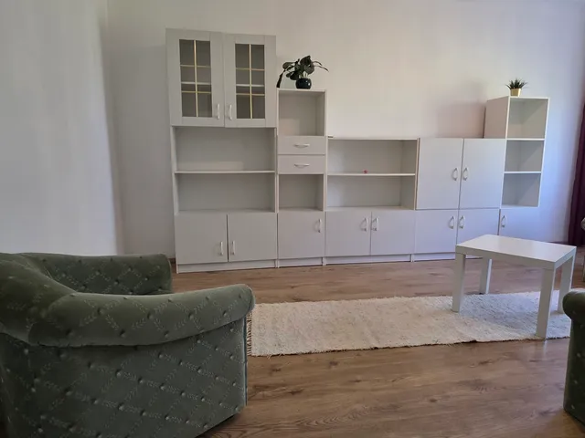 Kiadó lakás Dunaújváros, Béke városrész 46 nm