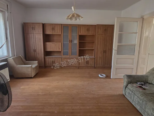 Eladó ház Baracs 110 nm