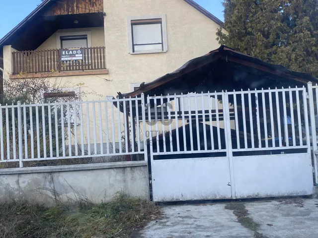 Eladó ház Budapest XVI. kerület, Rákosszentmihály 158 nm