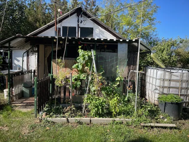 Eladó üdülő és hétvégi ház Szűcsi 20 nm