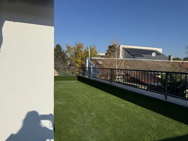 Eladó kereskedelmi és ipari ingatlan Budapest XVI. kerület, Rákosszentmihály 600 nm