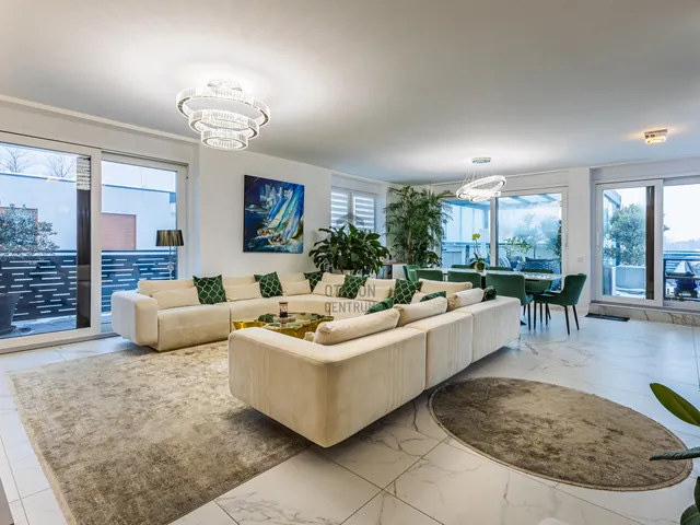 Eladó lakás Budapest XV. kerület, Rákospalota 210 nm