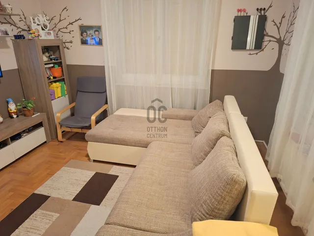 Eladó ház Pécel 120 nm