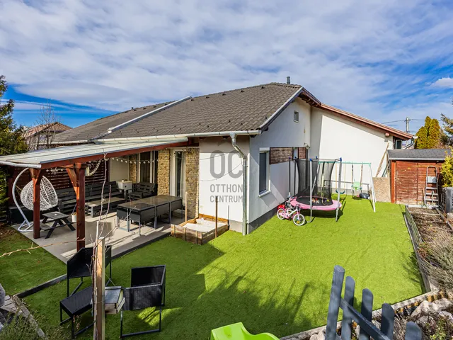 Eladó ház Pécel, Kopaszhegy 63 nm