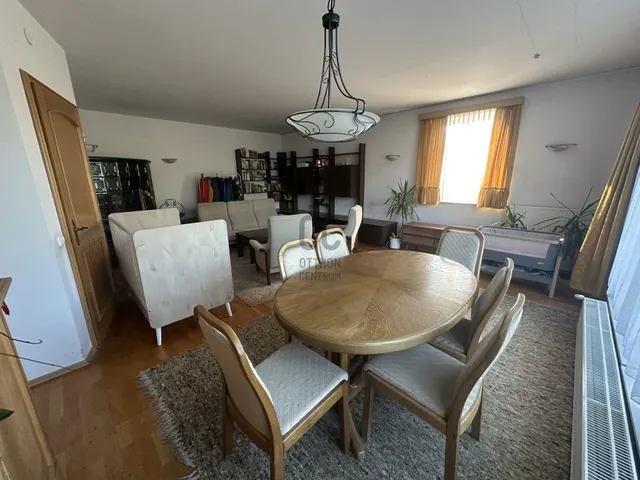 Eladó ház Budapest XVI. kerület, Rákosszentmihály 223 nm