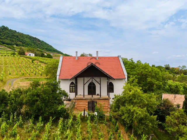 Eladó ház Somlóvásárhely 500 nm