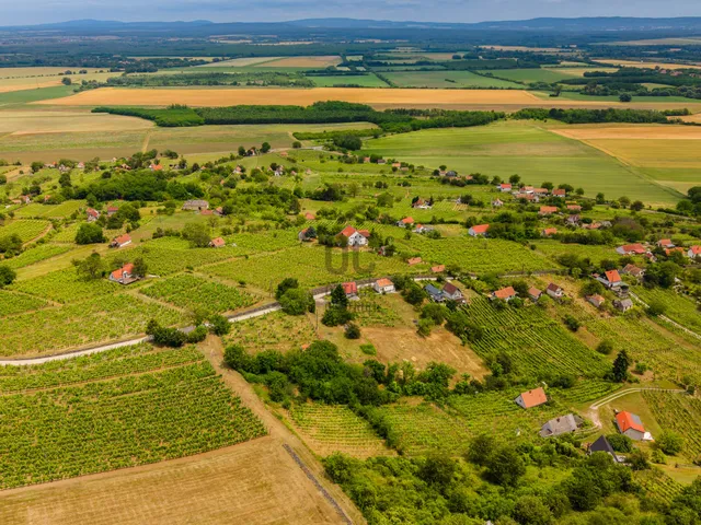 Eladó ház Somlóvásárhely 500 nm