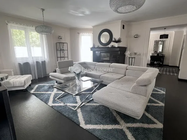 Eladó ház Budapest II. kerület, Zrínyi utca 367 nm