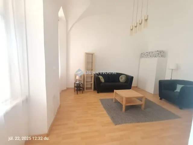 Eladó lakás Budapest V. kerület 59 nm