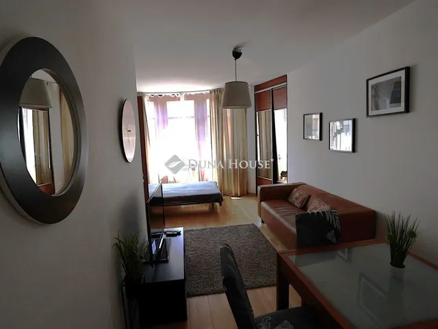 Eladó lakás Budapest VI. kerület 47 nm
