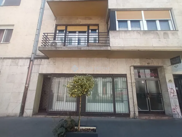 Eladó lakás Budapest II. kerület 94 nm