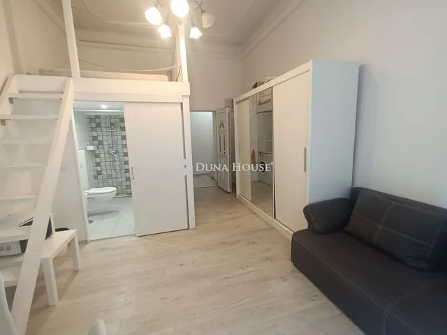 Eladó lakás Budapest II. kerület 116 nm