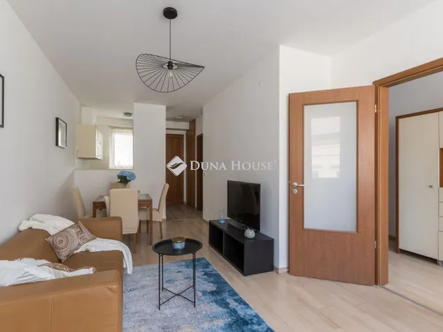 Eladó lakás Budapest VI. kerület, Lovag utca 47 nm