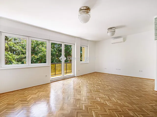 Eladó lakás Budapest II. kerület, Pasaréti út 80 nm