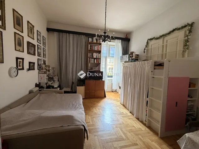 Eladó lakás Budapest V. kerület, Múzeum körút 88 nm
