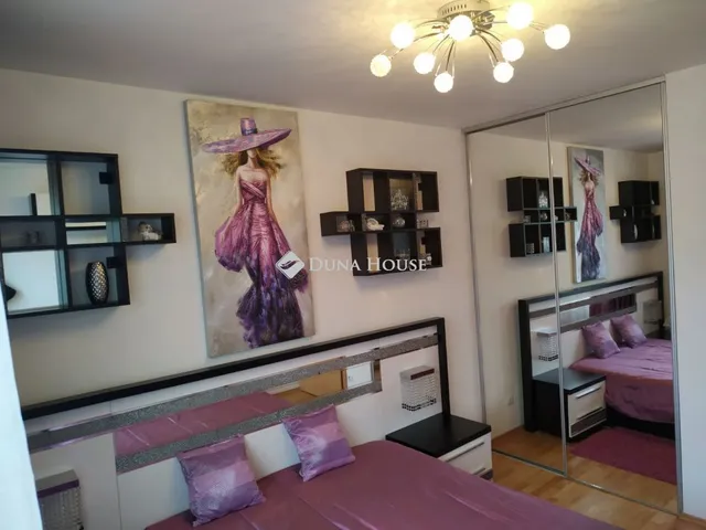 Kiadó lakás Budapest VIII. kerület, Corvin sétány 64 nm
