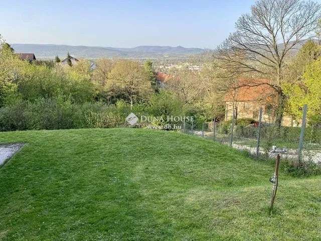 Eladó ház Solymár 60 nm