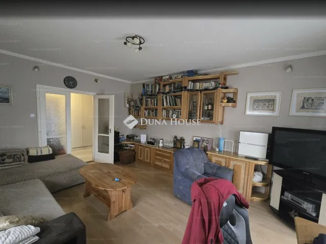 Eladó ház Érd 229 nm