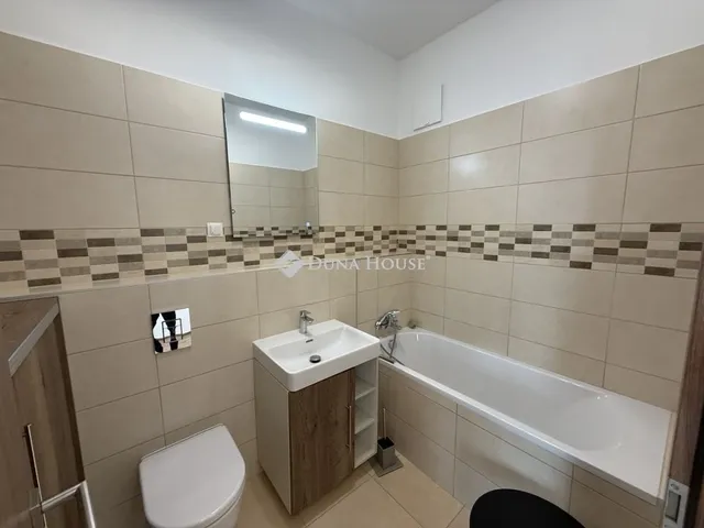 Kiadó lakás Budapest XI. kerület, Nádorkert 73 nm
