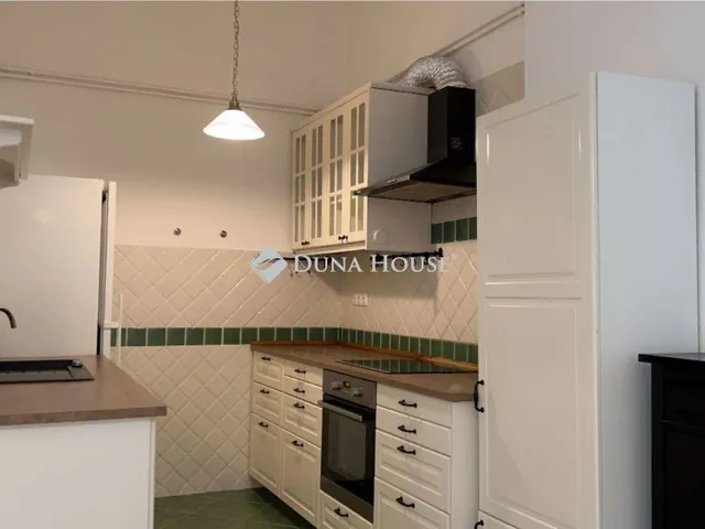 Eladó lakás Budapest XIV. kerület, Dózsa György út 84 nm