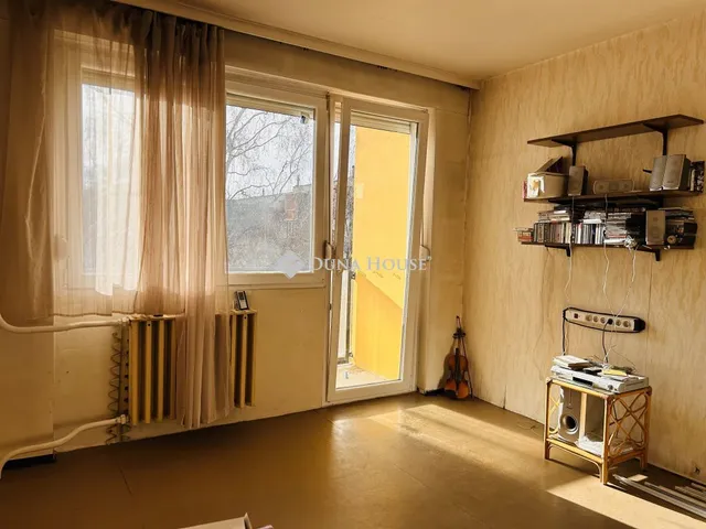 Eladó lakás Tatabánya, Sárberki lakótelep 62 nm