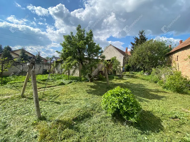 Eladó ház Kapuvár, Garta 161 nm