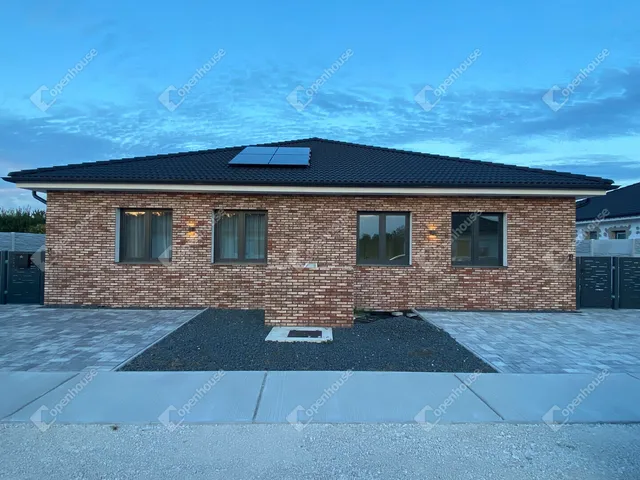 Eladó ház Hédervár 100 nm