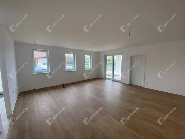 Eladó ház Hédervár 100 nm