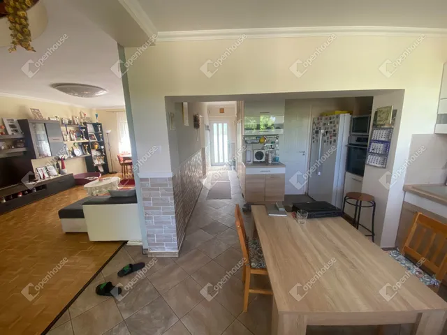 Eladó lakás Jánossomorja 100 nm