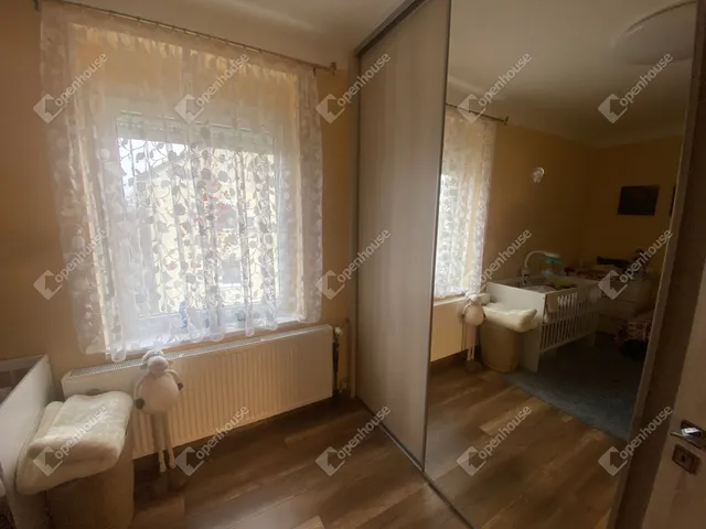 Eladó lakás Mosonmagyaróvár, Ipartelep 53 nm