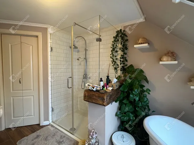 Eladó ház Mosonmagyaróvár 135 nm